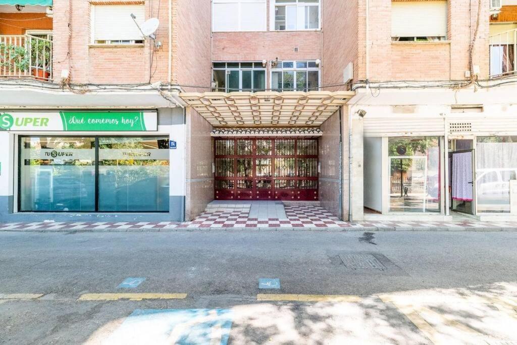 Modern Apartment Close To The City Center And Alhambra Grenada Zewnętrze zdjęcie