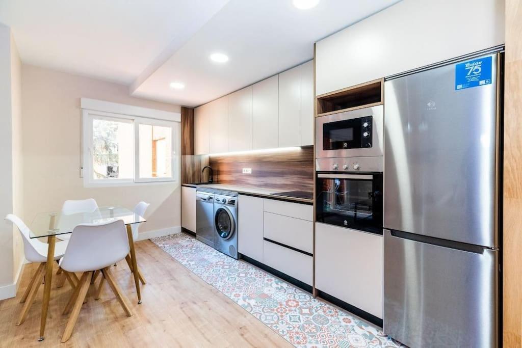 Modern Apartment Close To The City Center And Alhambra Grenada Zewnętrze zdjęcie