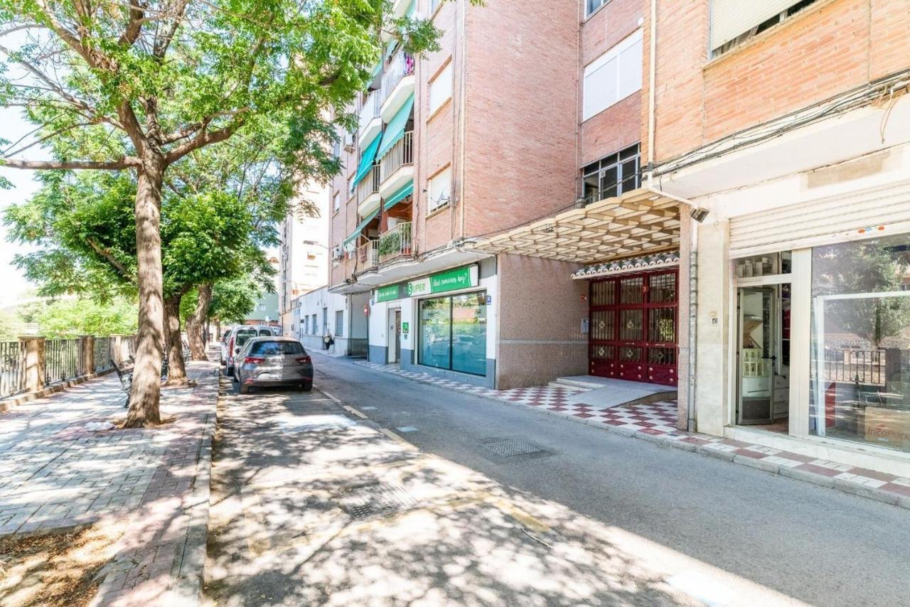Modern Apartment Close To The City Center And Alhambra Grenada Zewnętrze zdjęcie