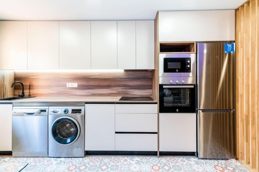 Modern Apartment Close To The City Center And Alhambra Grenada Zewnętrze zdjęcie